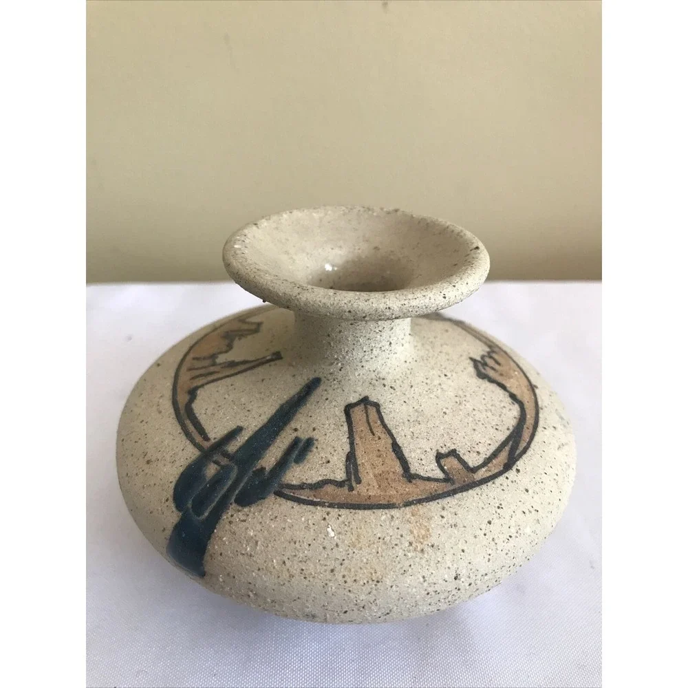Vtg Signed Sand Pottery Bud‎ Vase Butte Mesas Pueblo Enameled